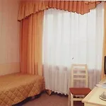 Hotel Stroomi 2*