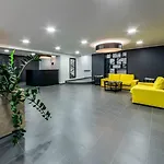 Stroomi Hotel